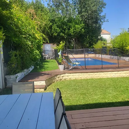 Avec Piscine Proche De La Villa Lattes